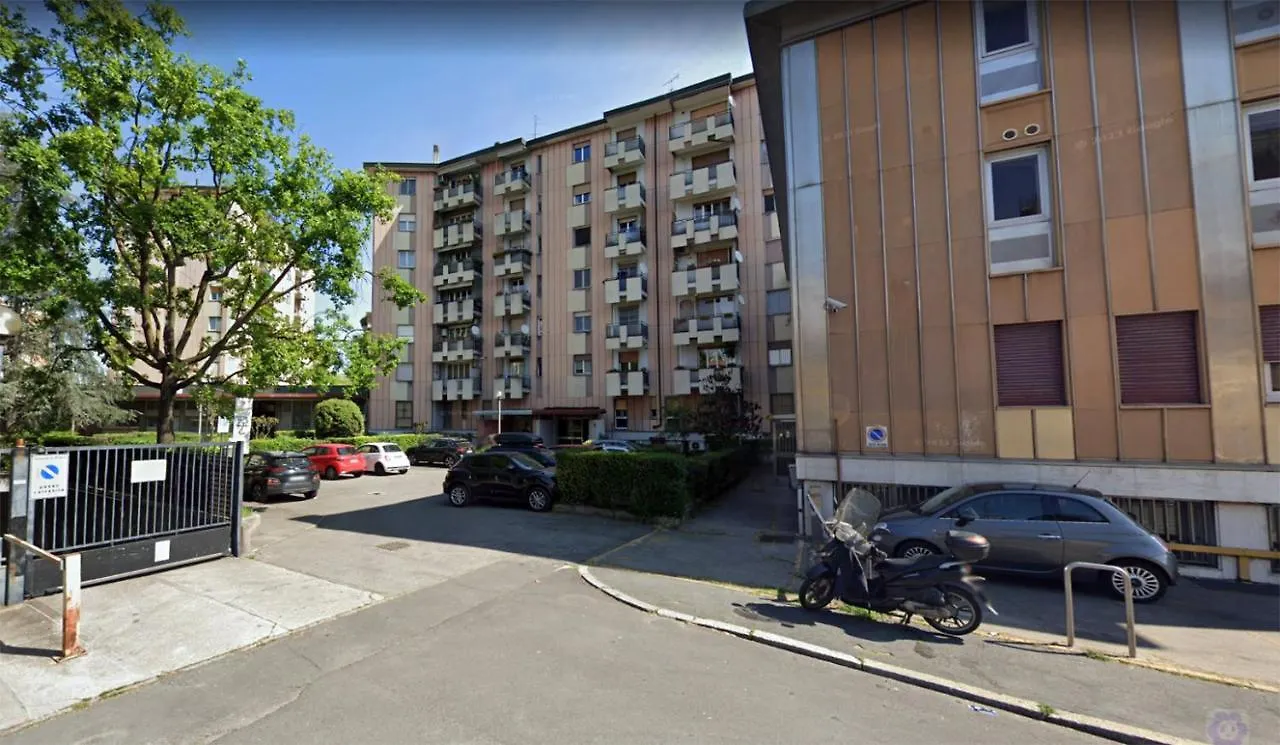 Konukevi Sansirofiera Rooms Milano İtalya